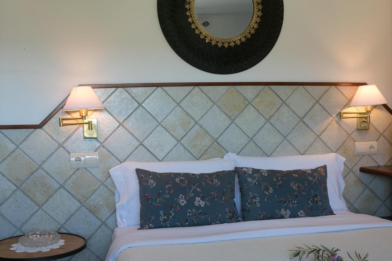 Estudios Casa Lola De Talarn Екстер'єр фото