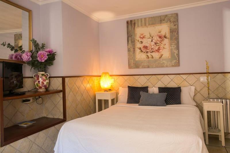 Estudios Casa Lola De Talarn Екстер'єр фото